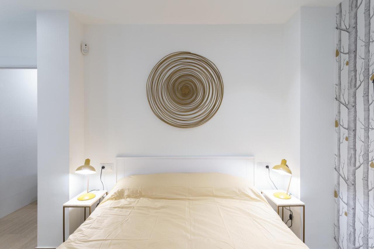 Teatro Suites Malaga Urban Flat Bagian luar foto