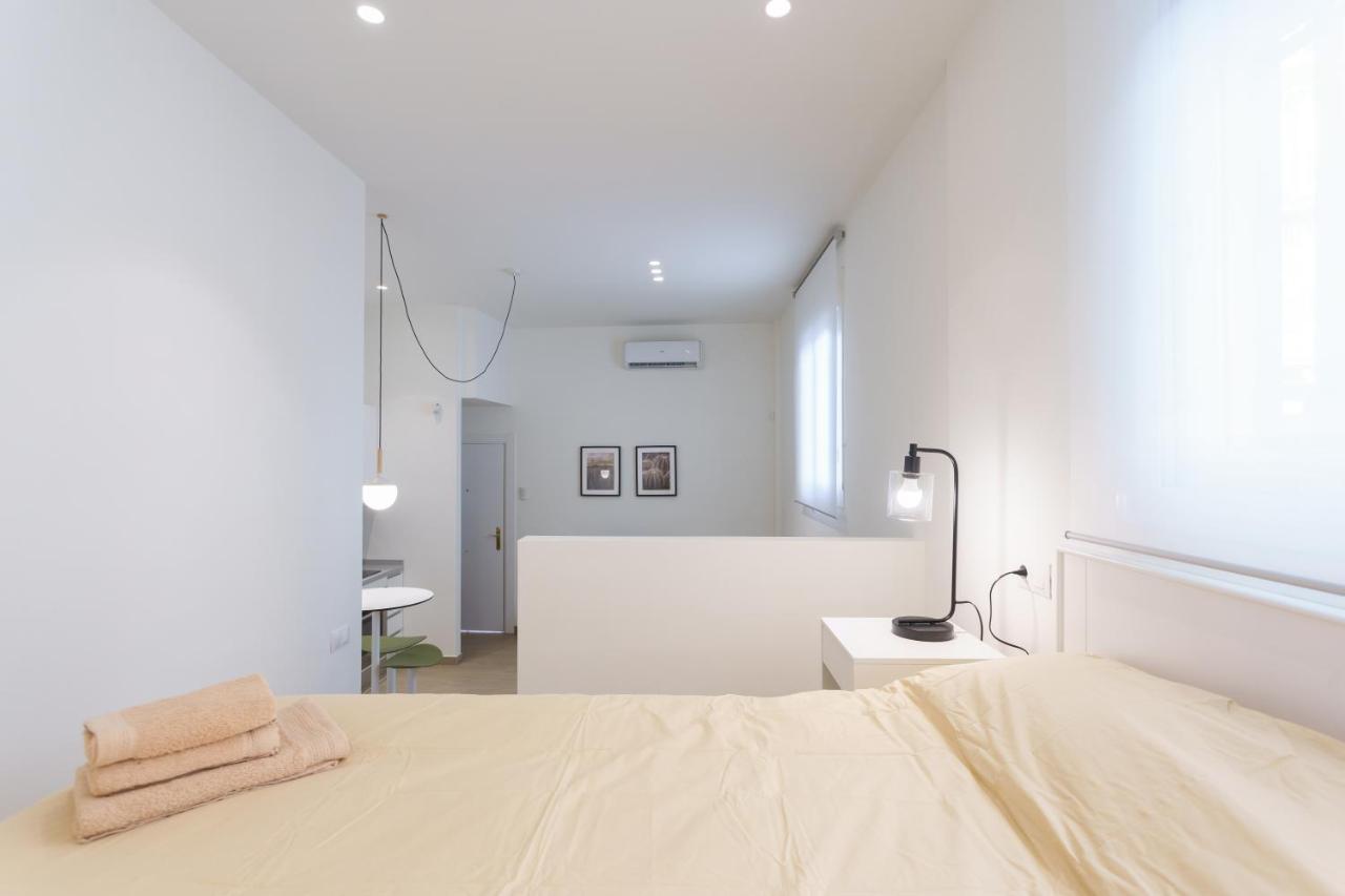 Teatro Suites Malaga Urban Flat Bagian luar foto